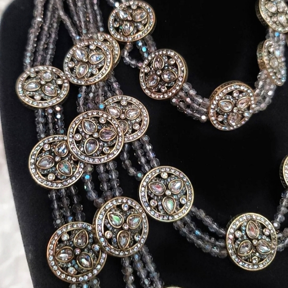 SOLD! Heidi Daus "Princess of Love" necklace and earrings - Picture 5 of 6